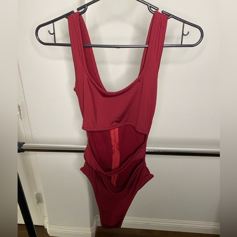 One Piece Tank (Fits like S)